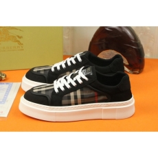 Burberry Sneakers